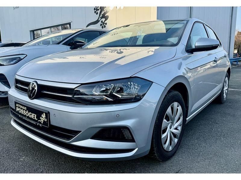 Silber Gebraucht 2021 VW Polo Comfortline Kleinwagen | 13.995 € (Guter Preis) - Bild 1/3