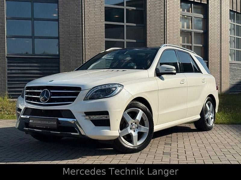Weiß Gebraucht 2015 Mercedes ML350 AMG line SUV | 27.499 € (Fairer Preis) - Bild 1/4