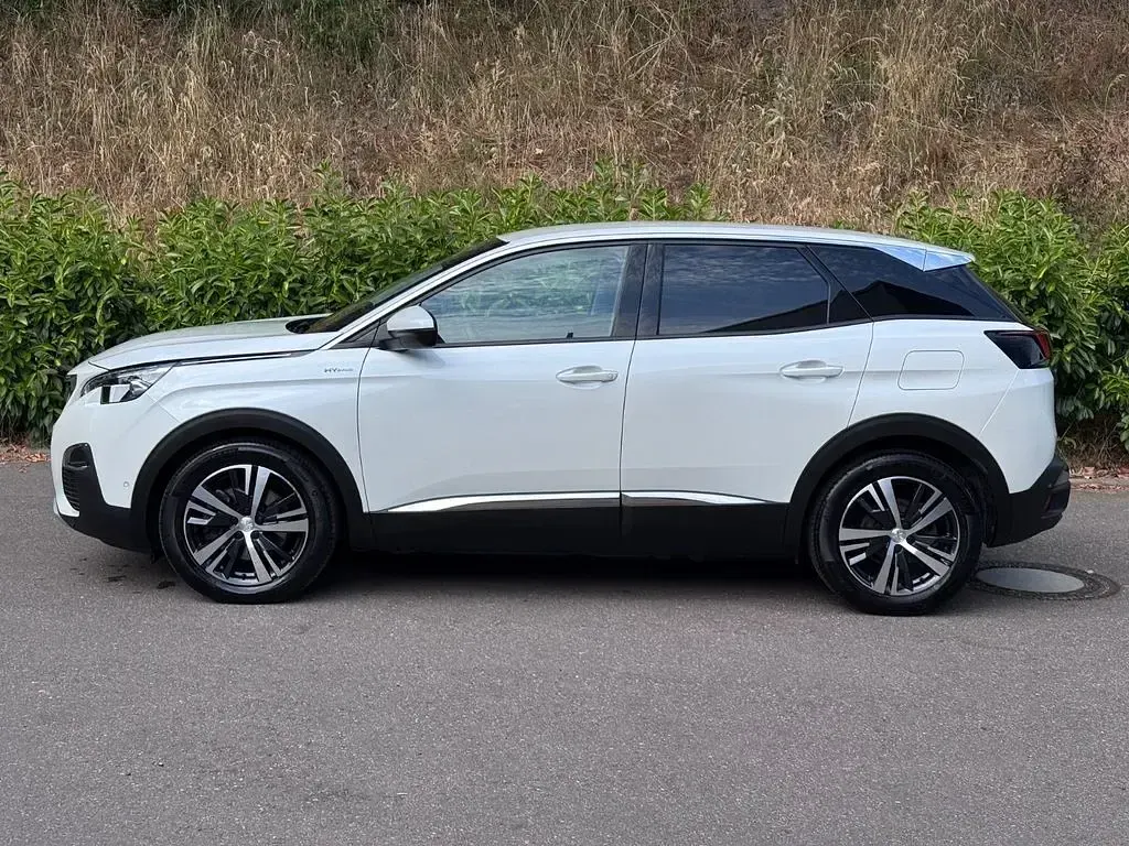 Gebraucht Peugeot 3008 224 PS (164 kW) 2020 Weiß SUV