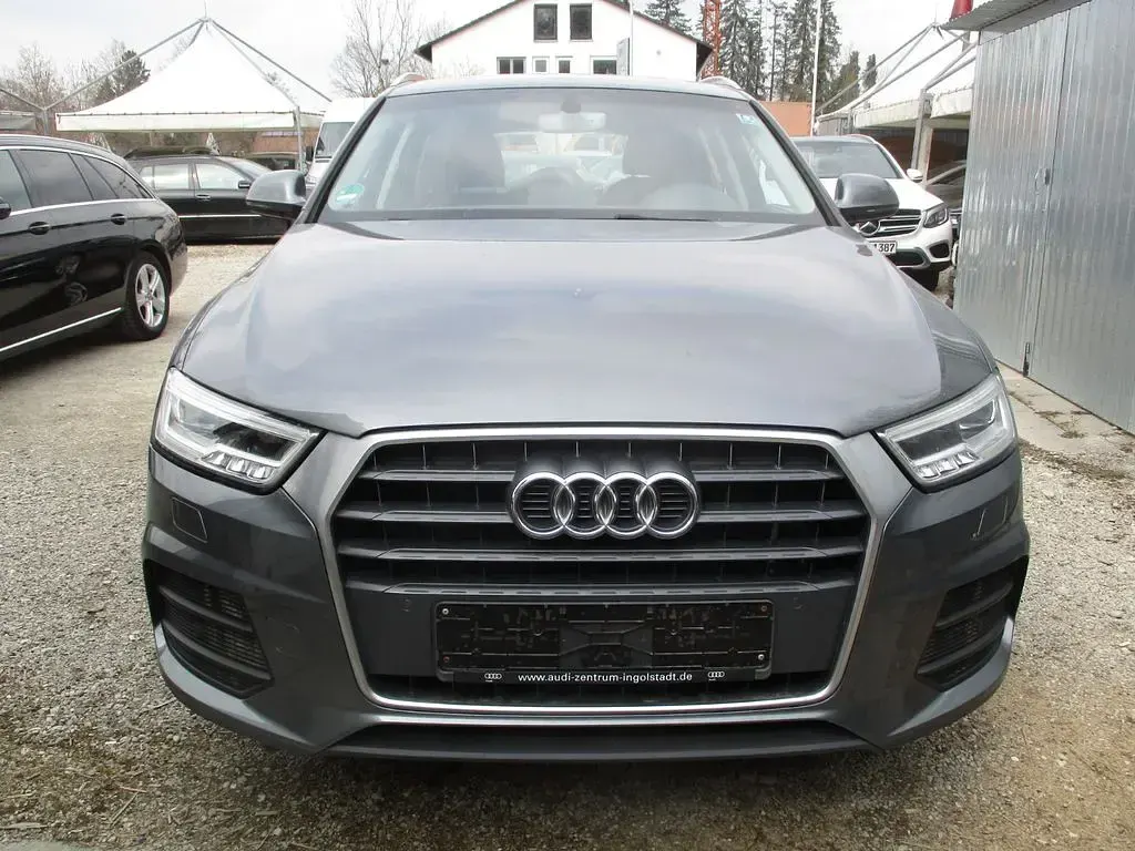 Gebraucht Audi Q3 Sport 150 PS (110 kW) 2016 Grau SUV