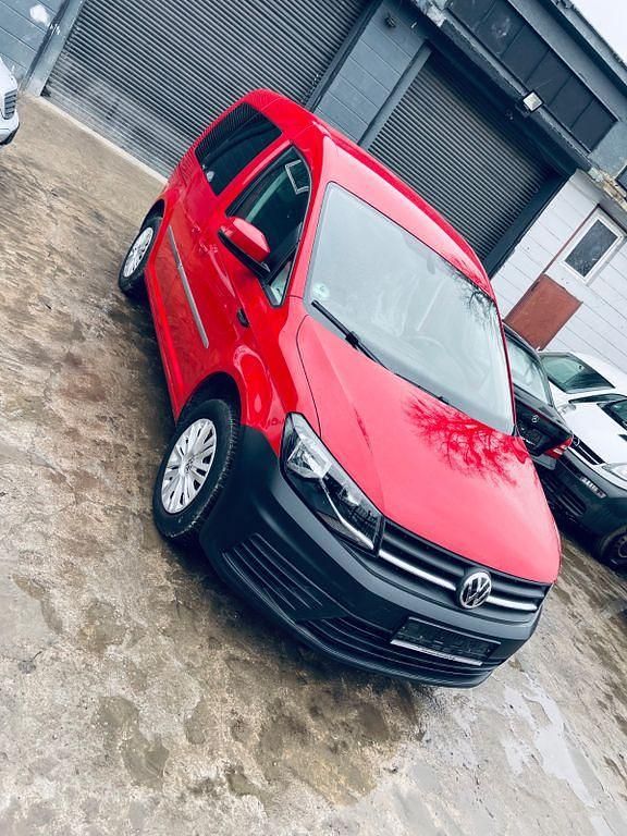 Rot Gebraucht 2016 VW Caddy Trendline Van / Kleinbus | 8.999 € (Superpreis) - Bild 1/4