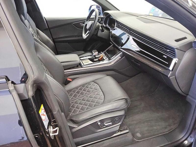 Gebraucht Audi Q8 Competition 286 PS (210 kW) 2023 0e mythosschwarz metallic SUV
