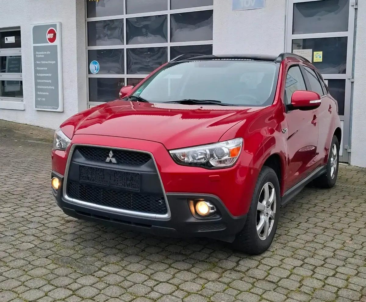 Gebraucht Mitsubishi ASX 150 PS (110 kW) 2013 Rot SUV
