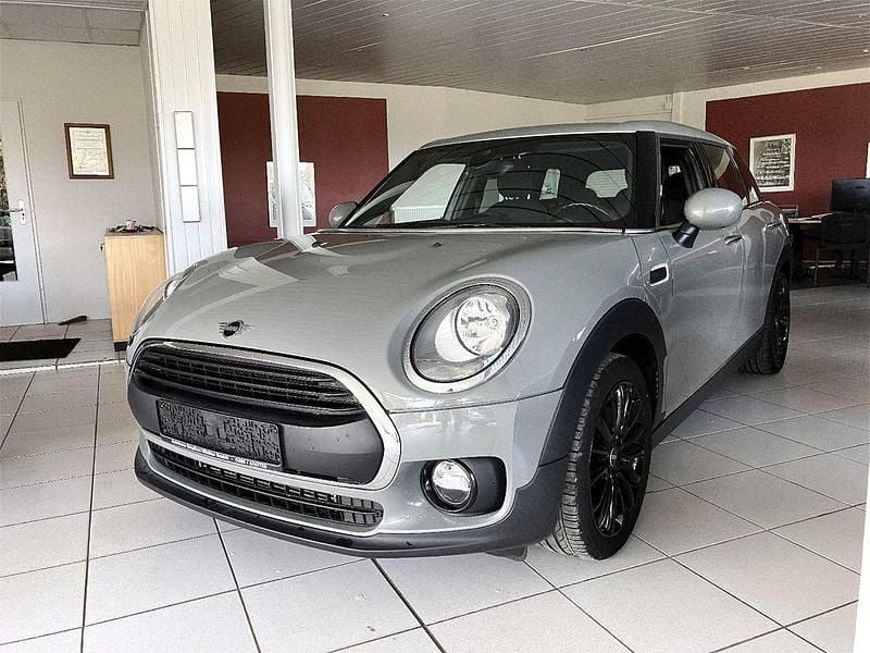 Grau Gebraucht 2018 Mini Clubman Kombi | 14.895 € (Guter Preis) - Bild 1/4