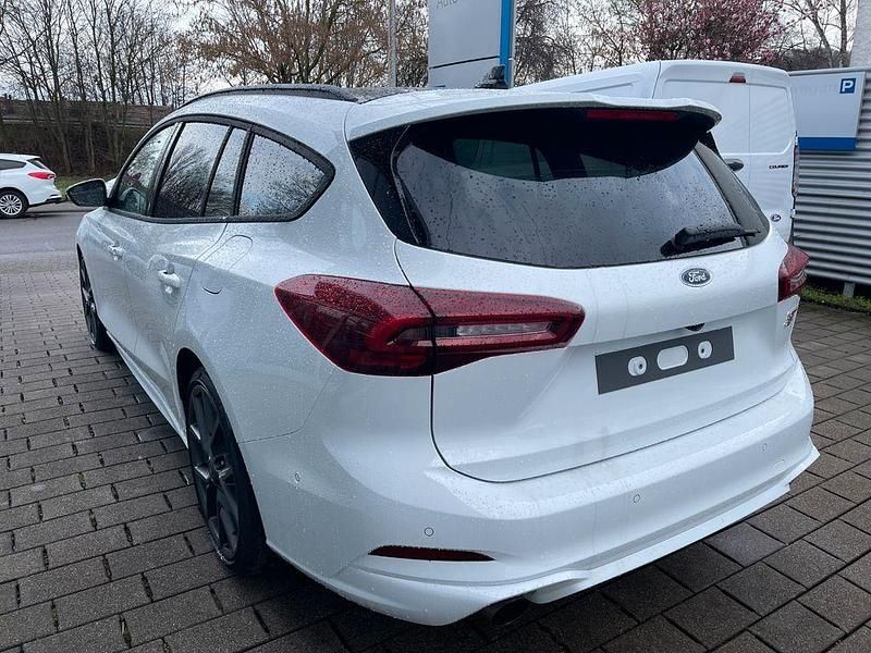 Neu Ford Focus ST 280 PS (205 kW) 2025 Weiß Limousine