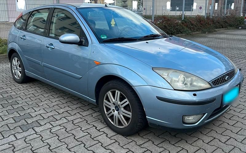 Gebraucht Ford Focus Ghia 101 PS (74 kW) 2003 Blau Kleinwagen