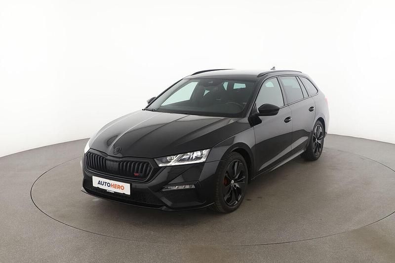 Schwarz Gebraucht 2021 Skoda Octavia RS Kombi | 28.230 € (Fairer Preis) - Bild 1/3