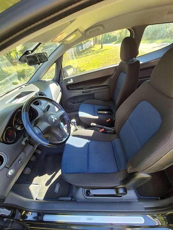 Schwarz Gebraucht 2006 Mitsubishi Colt Motion Limousine | 2.800 € (Teuer) - Bild 1/3