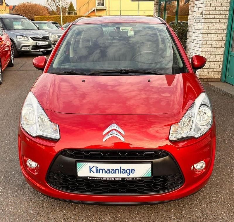 Gebraucht Citroën C3 Tendance 73 PS (53 kW) 2010 Rot Limousine