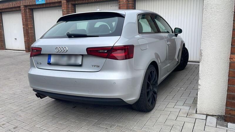 Gebraucht Audi A3 Attraction 125 PS (91 kW) 2014 Silber Limousine