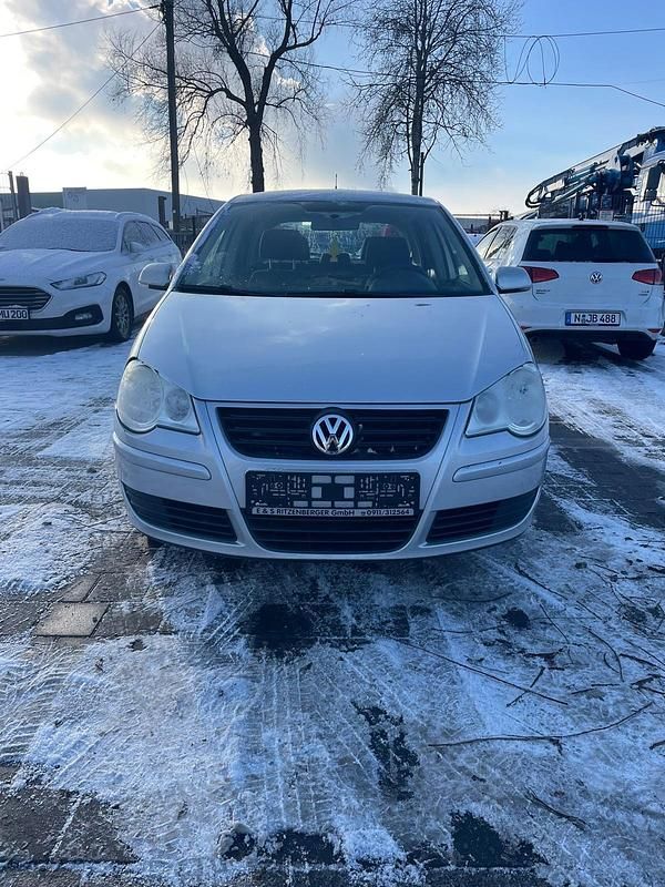Silber Gebraucht 2007 VW Polo Kleinwagen | 1.999 € (Guter Preis) - Bild 1/4