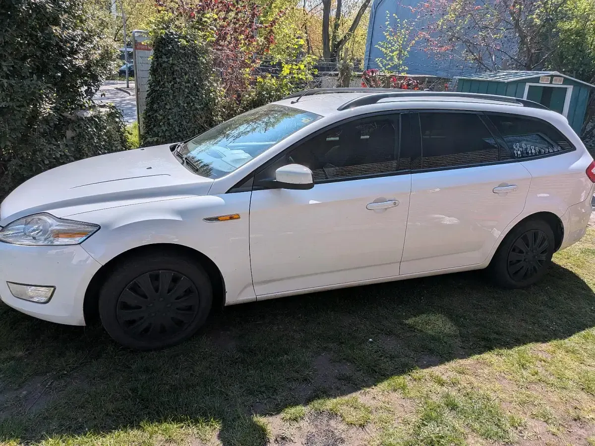 Używany Ford Mondeo 110 KM (80 kW) 2009 Biały Kombi
