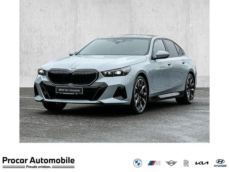 Neu BMW 520 M Sport 197 PS (144 kW) 2026 Grau Limousine