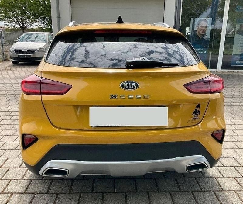 Gebraucht Kia XCeed Xdition 160 PS (117 kW) 2021 Gold SUV