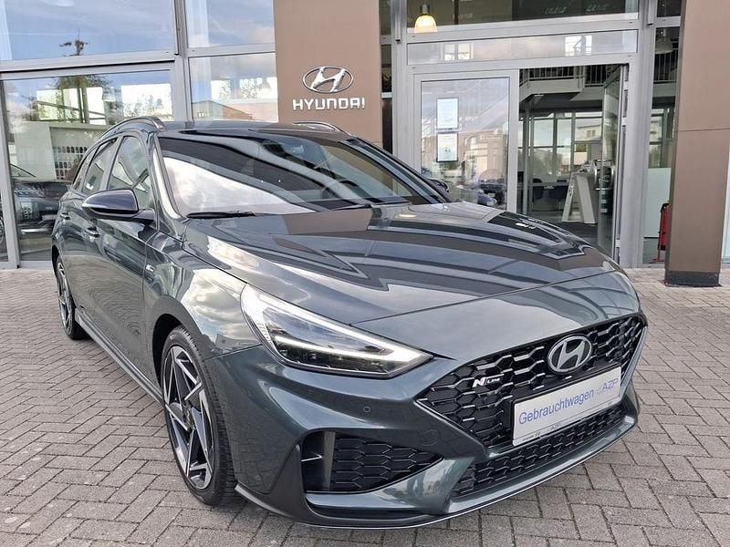 Grün Gebraucht 2024 Hyundai i30 N Line Kombi | 25.980 € (Fairer Preis) - Bild 1/4