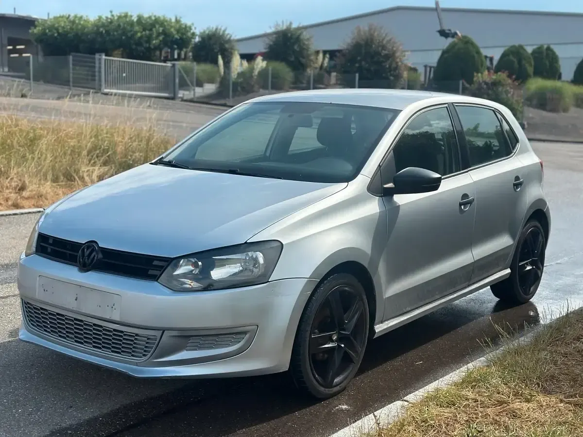 Gebraucht VW Polo 90 PS (66 kW) 2010 Silber Kleinwagen