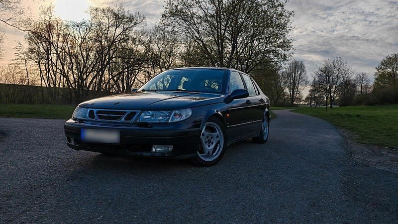 Używany Saab 9-5 200 KM (147 kW) 2001 Niebieski Sedan/Limuzyna