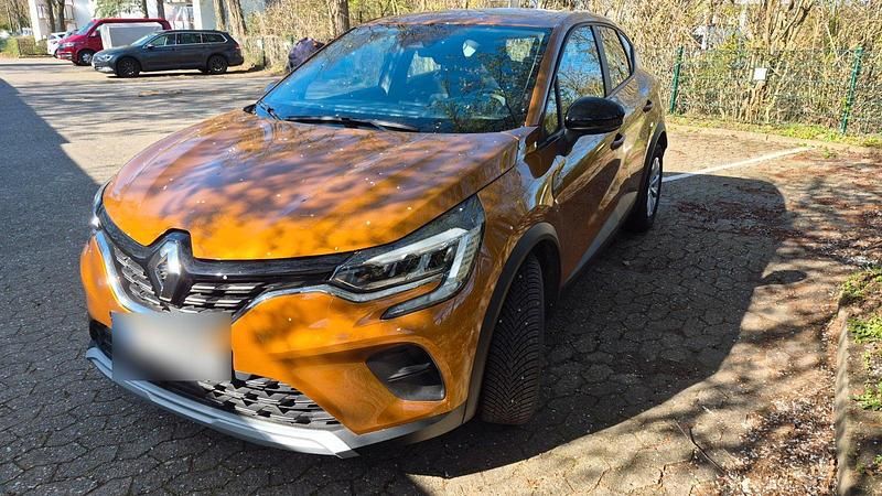 Gebraucht Renault Captur 90 PS (66 kW) 2022 Orange SUV