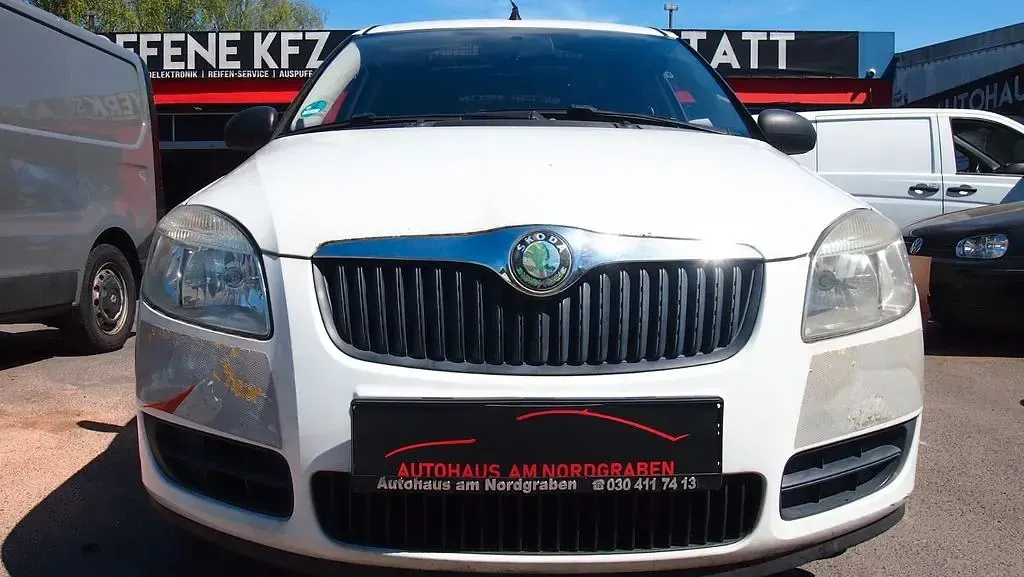 Gebraucht Skoda Roomster 90 PS (66 kW) 2012 Weiß Van / Kleinbus
