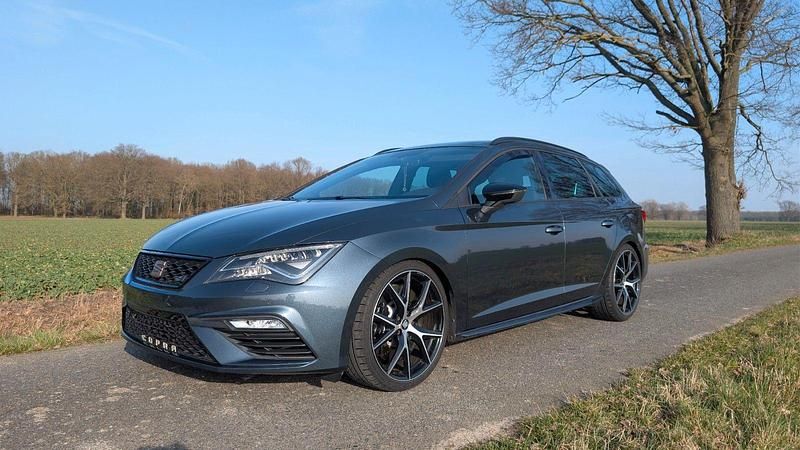 Gebraucht Seat Leon 4Drive 300 PS (220 kW) 2019 Grau Kombi