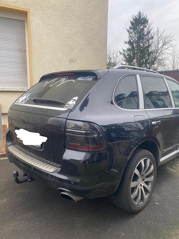 Second-hand Porsche Cayenne 250 CP (183 kW) 2005 Negru SUV