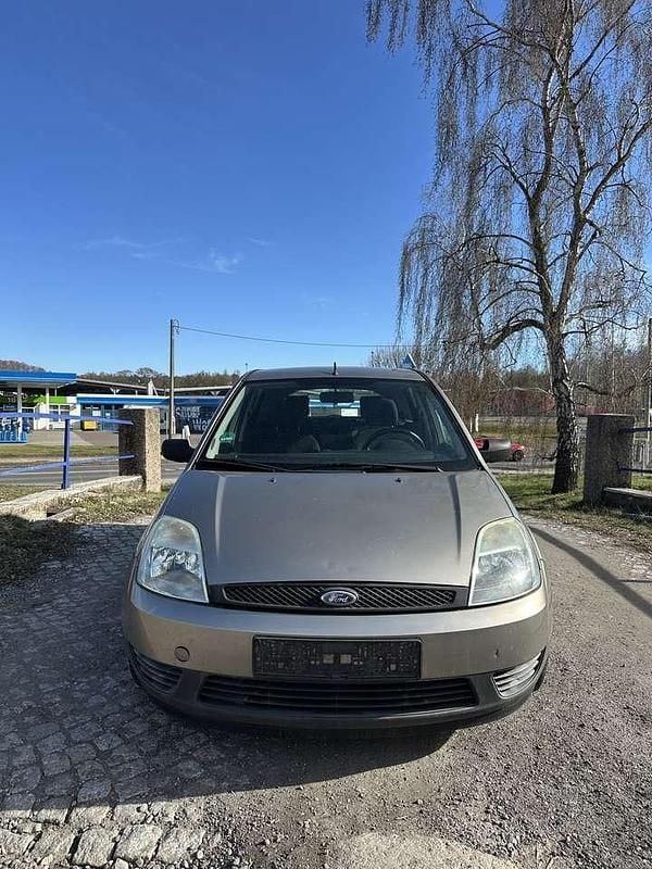 Gebraucht Ford Fiesta 69 PS (50 kW) 2004 Kleinwagen