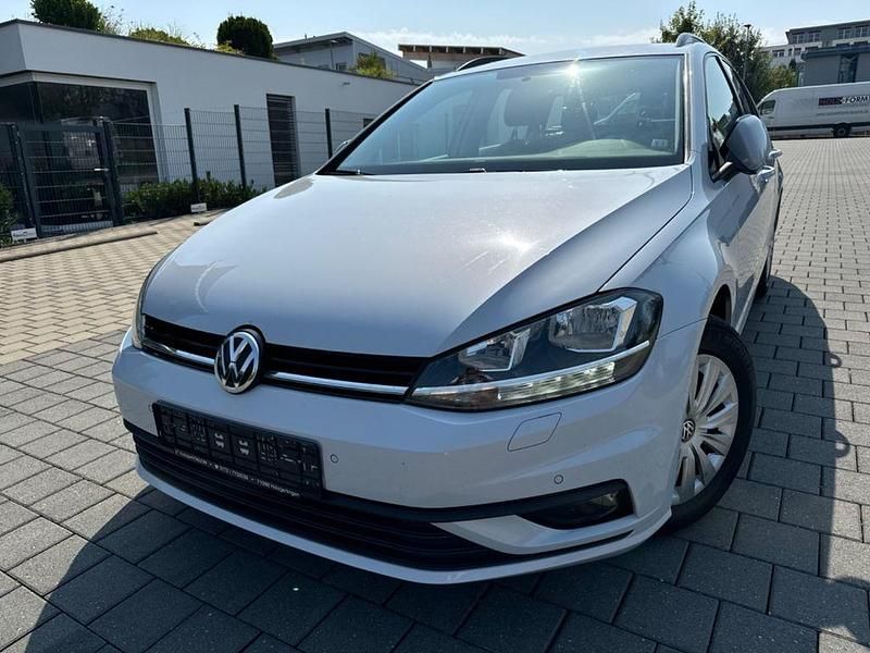 Silber Gebraucht 2019 VW Golf VII Kombi | 6.960 € (Superpreis) - Bild 1/4