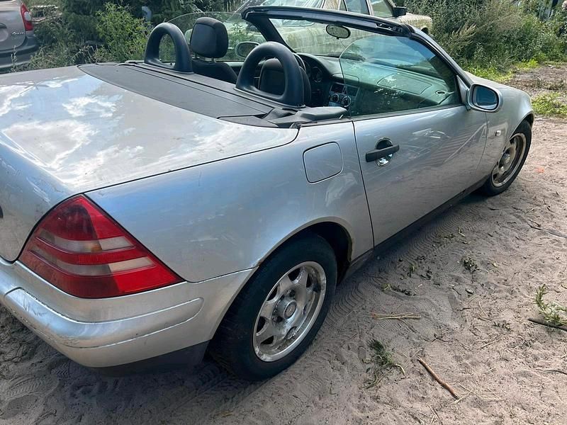Silber Gebraucht 1998 Mercedes SLK200 Cabrio | 1.700 € (Guter Preis) - Bild 1/4