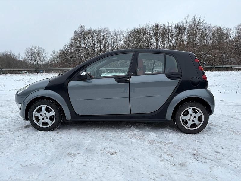 Second-hand Smart ForFour 68 CP (50 kW) 2006 Negru Hatchback