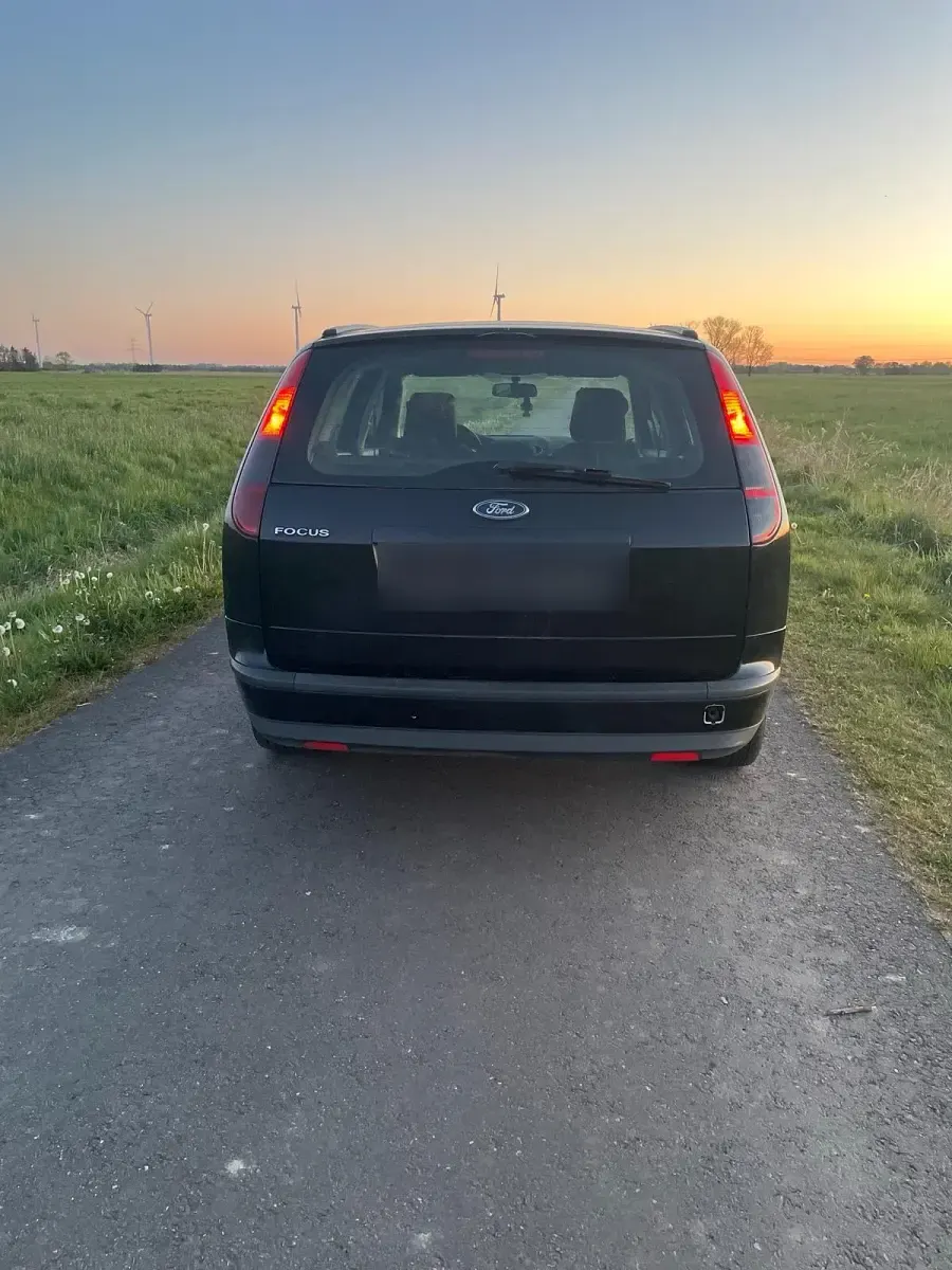 Second-hand Ford Focus 140 CP (102 kW) 2008 Andere farben Berlinǎ