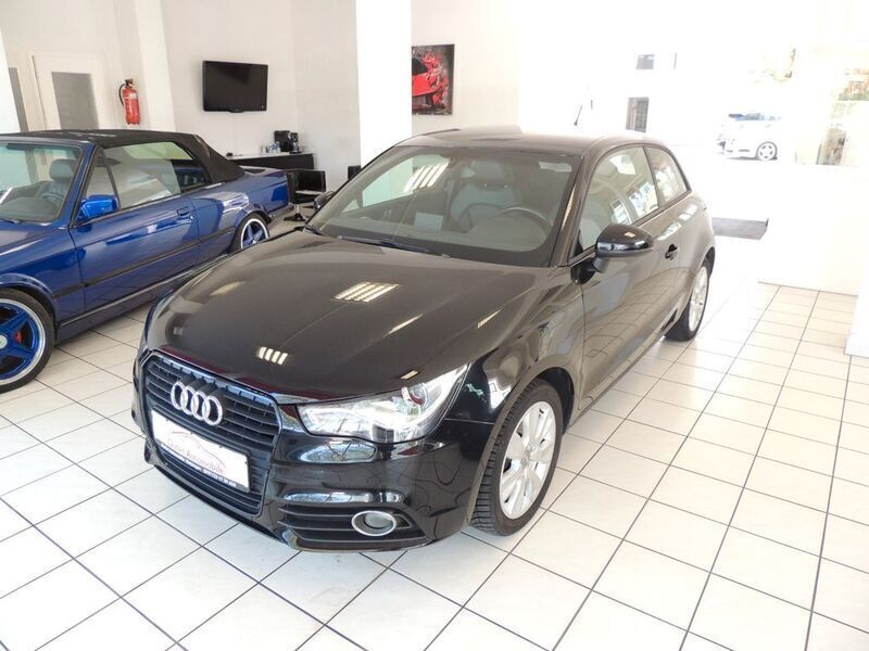 Schwarz Gebraucht 2011 Audi A1 Ambition Kleinwagen | 10.999 € (Fairer Preis) - Bild 1/4