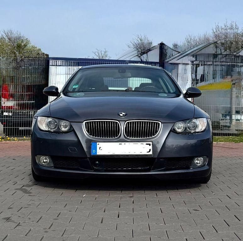 Gebraucht BMW 325 235 PS (172 kW) 2007 Coupé