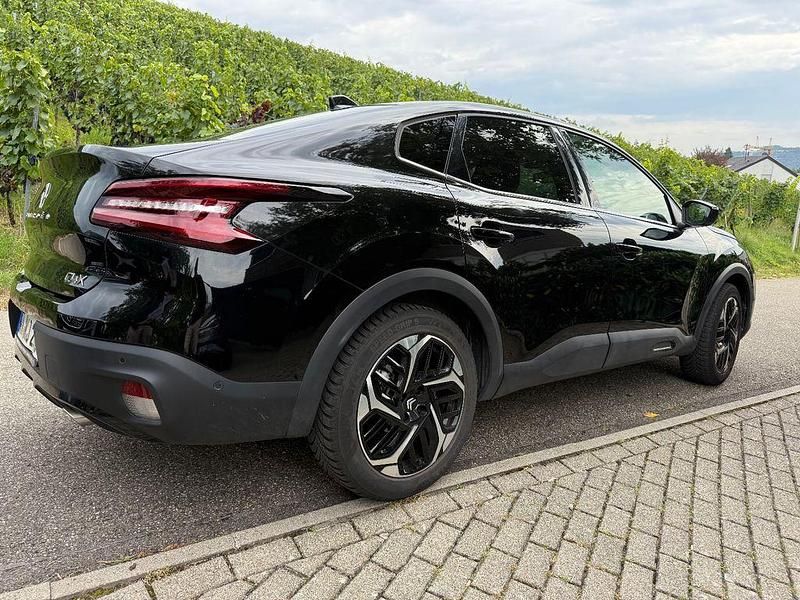 Gebraucht Citroën C4 X PureTech 131 PS (96 kW) 2023 Schwarz SUV