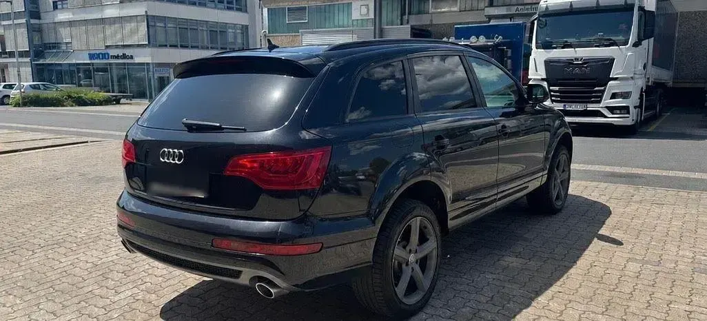 Gebraucht Audi Q7 Ambiente 239 PS (175 kW) 2011 Schwarz SUV