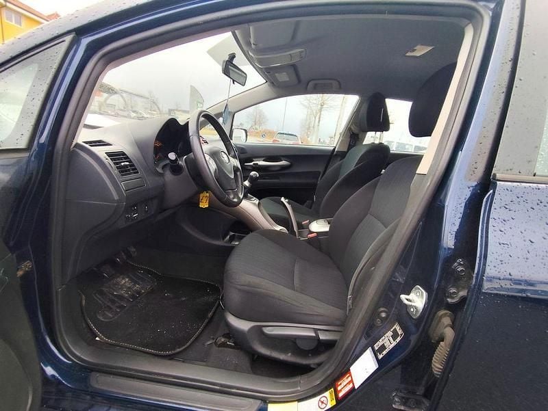 Gebraucht Toyota Auris Sol 124 PS (91 kW) 2008 Blau Kleinwagen
