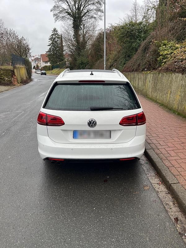 Gebraucht VW Golf VII R-line 150 PS (110 kW) 2014 Weiß Kombi