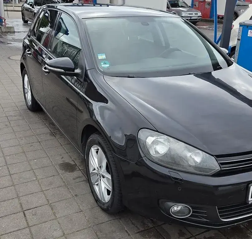 Gebraucht VW Golf VI Comfortline 105 PS (77 kW) 2011 Schwarz Kleinwagen