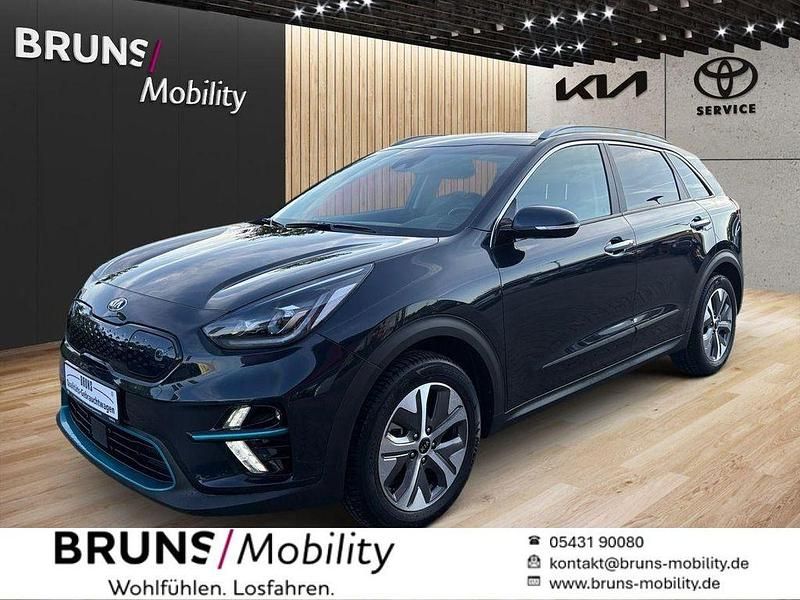 Gravity blue metallic Gebraucht 2021 Kia e-Niro 2 SUV | 22.980 € (Fairer Preis) - Bild 1/4