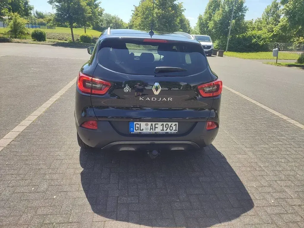 Gebraucht Renault Kadjar Black Edition 140 PS (102 kW) 2021 Schwarz SUV