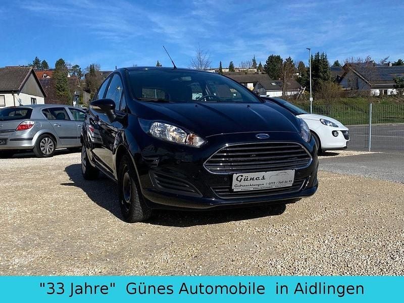 Gebraucht Ford Fiesta Trend 82 PS (60 kW) 2013 Schwarz Kleinwagen