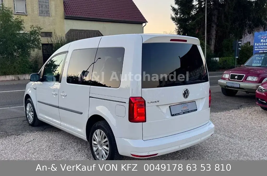 Gebraucht VW Caddy Trendline 102 PS (75 kW) 2019 Weiß Van / Kleinbus