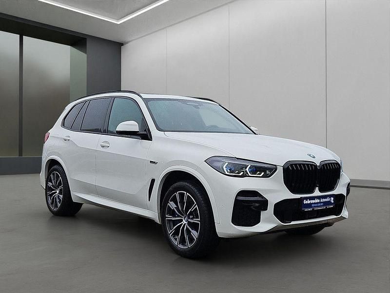 Gebraucht BMW X5 M Sport 394 PS (289 kW) 2021 Weiß SUV