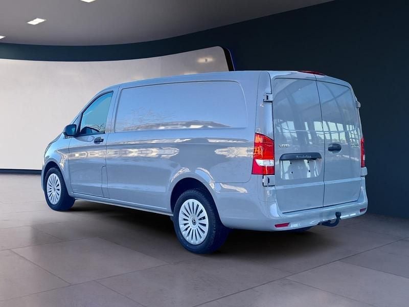 Neu Mercedes Vito 136 PS (100 kW) 2026 Lackfarbe alpingrau mb7956 Van