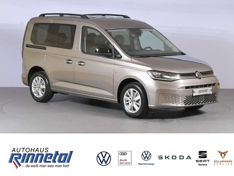 Gebraucht VW Caddy Life 114 PS (83 kW) 2024 Mojave beige metallic Van / Kleinbus