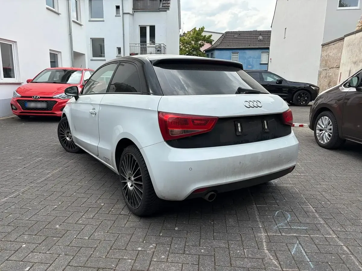 Usata Audi A1 90 CV (66 kW) 2013 Bianco Utilitaria
