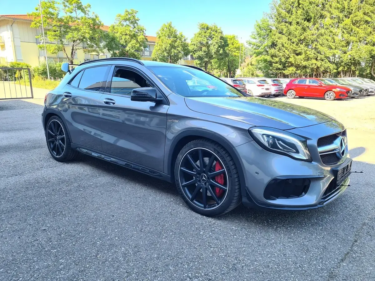 Gebraucht Mercedes GLA45 AMG Business 381 PS (280 kW) 2018 Mountaingrau  met. SUV