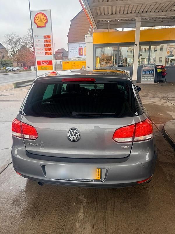 Gebraucht VW Golf VI 59 PS (43 kW) 2011 Silber Kleinwagen