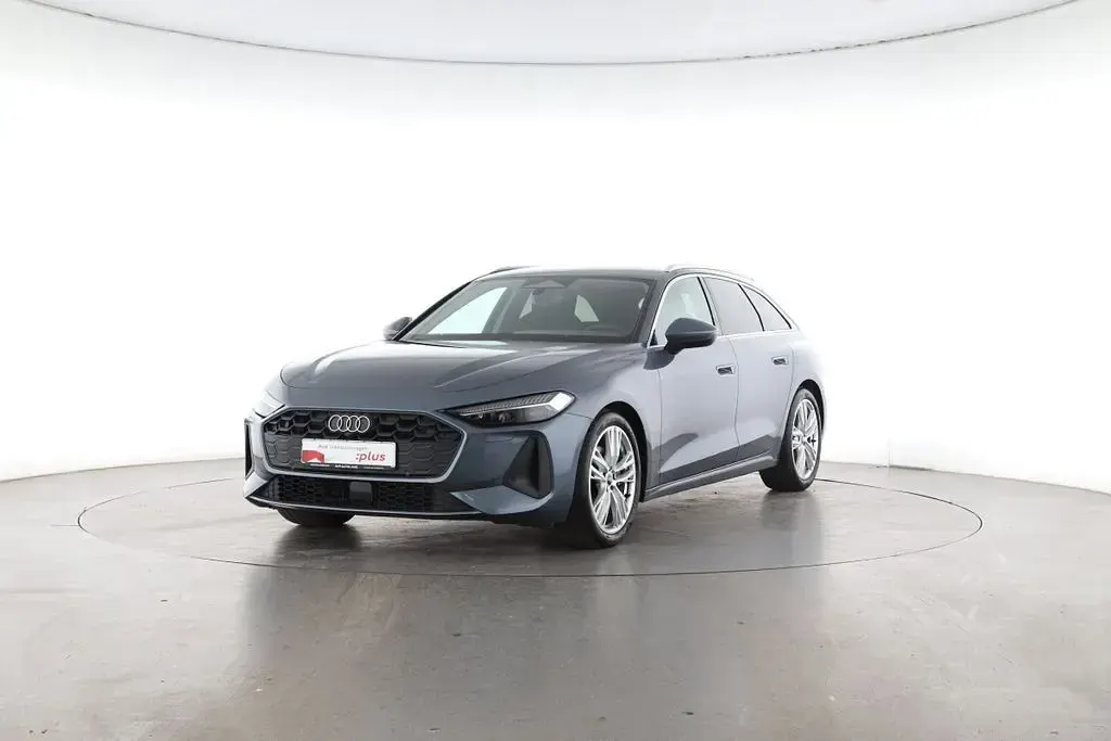 Gebraucht Audi A5 Comfort 150 PS (110 kW) 2025 Horizontblau Kombi