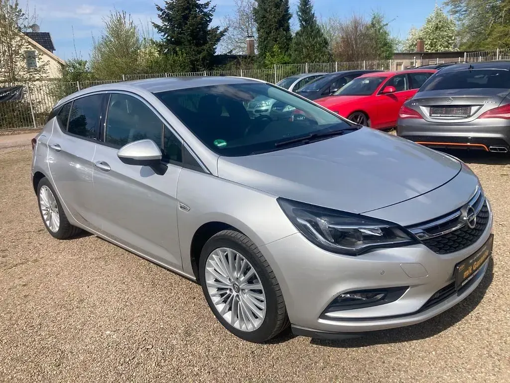 Usata Opel Astra Innovation 150 CV (110 kW) 2016 Argento Berlina