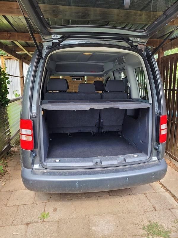 Grau Gebraucht 2014 VW Caddy Trendline Van / Kleinbus | 13.500 € - Bild 1/4